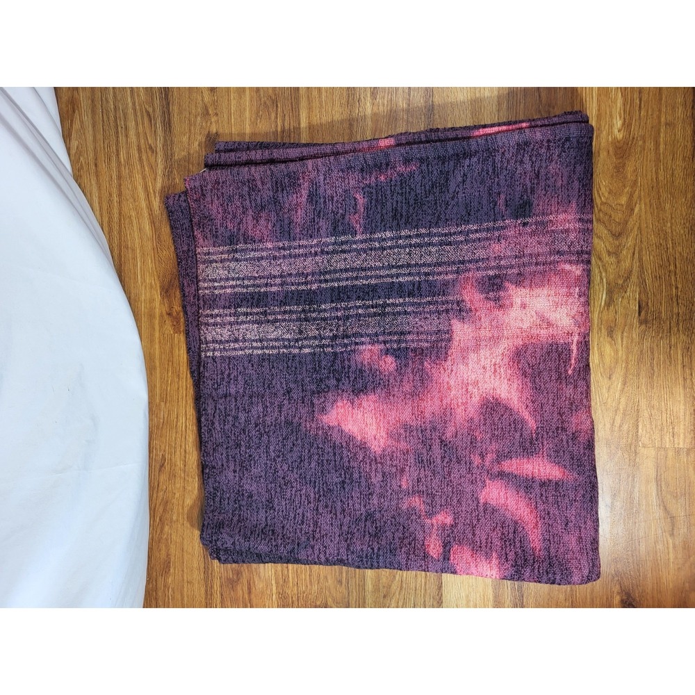Textillery Weavers Rose Chenille Purple Blanket Unique‎ Bleached Design